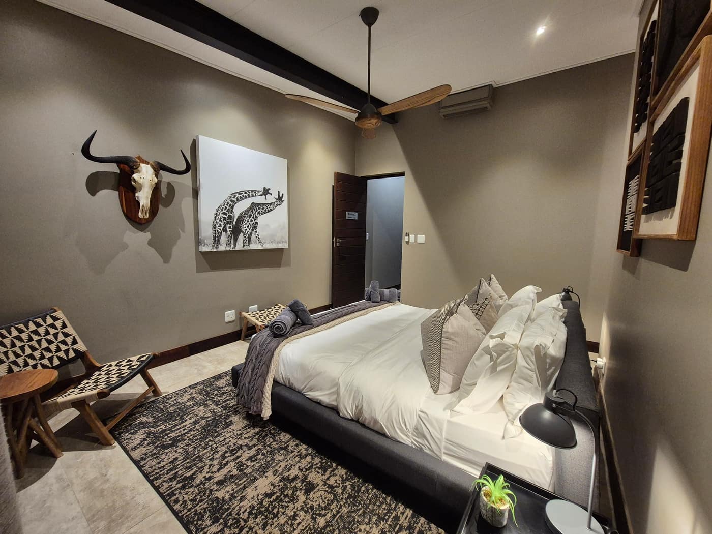 Baobab House Room 2 - bedroom overview